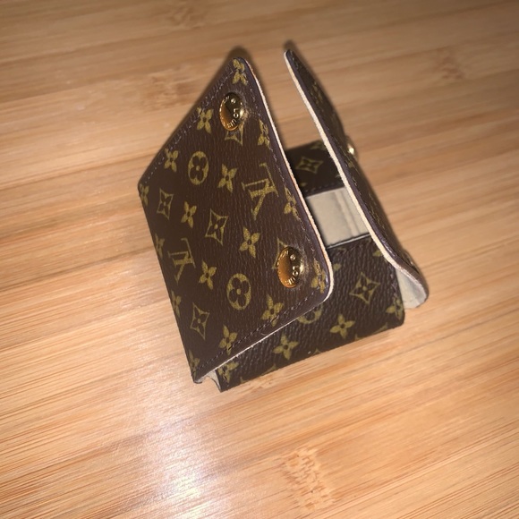 Louis Vuitton Monogram Jewelry Case - Picture 3 of 4